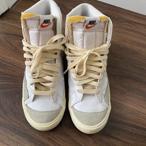 Nike Blazer Mid 77 Vintage Snakeskin Swoosh Sz8.5